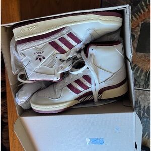 Adidas Forum 84 HI W. US 9.